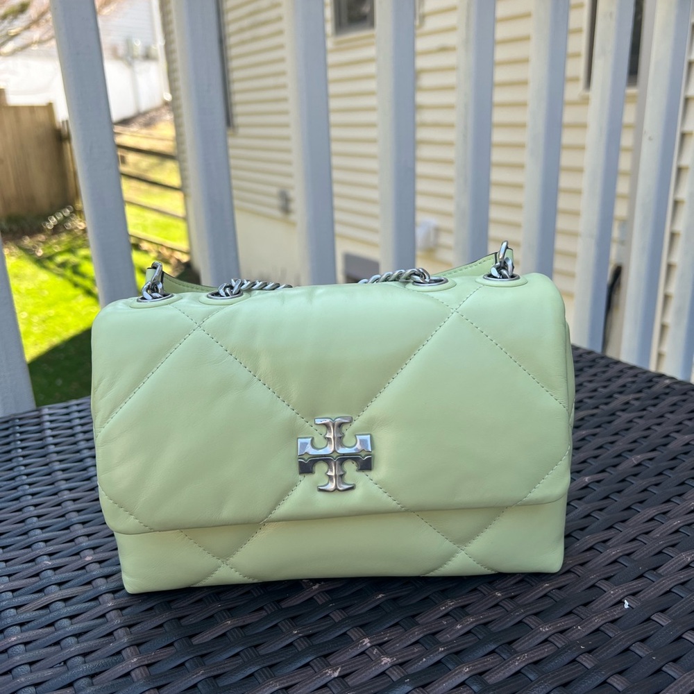 Tory Burch SMALL KIRA DIAMOND QUILT SHOULDER BAG Pear